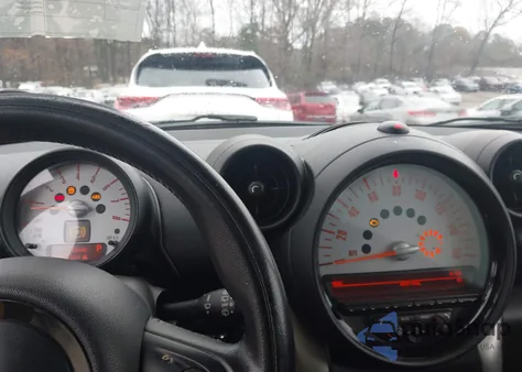 2013 Mini Countryman Cooper from USA, damaged, VIN WMWZB3C52DWM07389